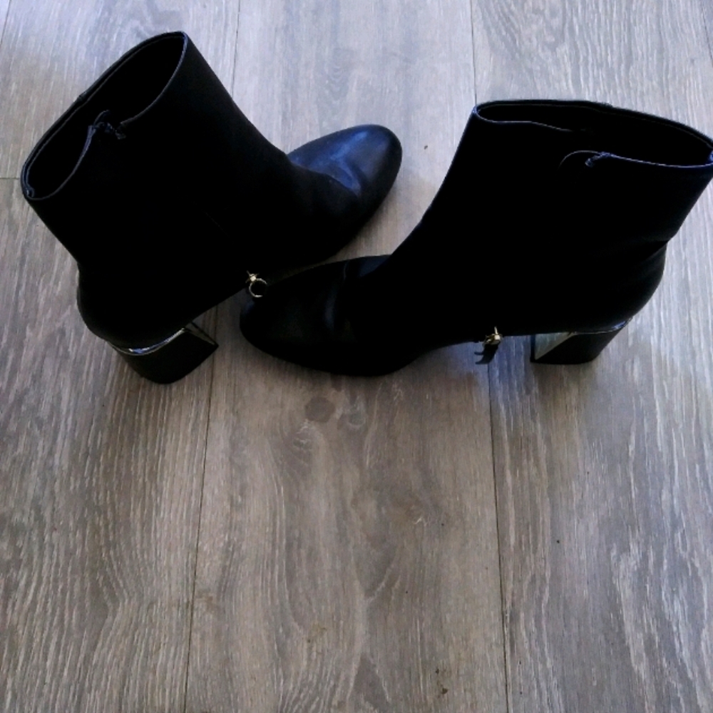 Ankle black boots